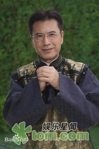 王华英生活工作照性感图片图集