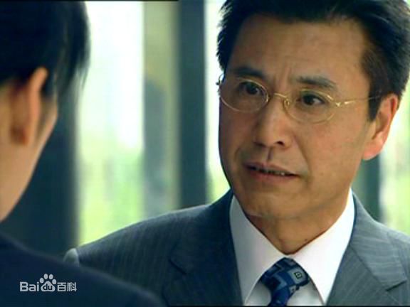 王华英生活工作照前后照片