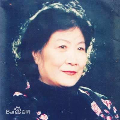 最新吕启凤性感图片