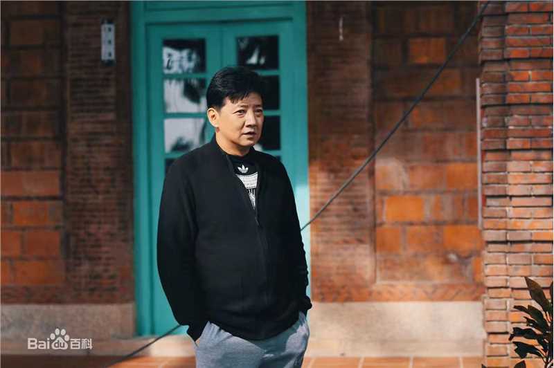 王砚辉生活照前后照片