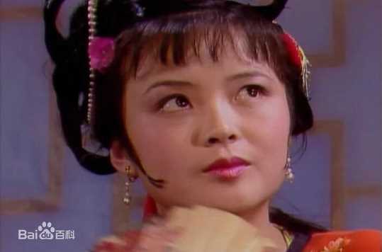 最新周月性感图片