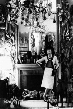 香奈儿、香奈尔、夏奈尔chanel品牌创始人Coco chanel前后照片