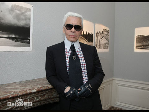 香奈儿、香奈尔、夏奈尔卡尔·拉格菲尔德生活照生活照相册