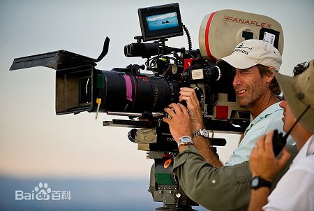 迈克尔·贝(Michael Bay)生活照前后照片