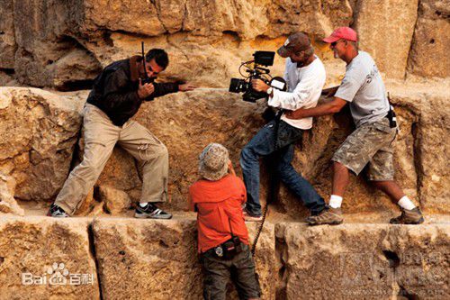 迈克尔·贝(Michael Bay)生活照前后照片