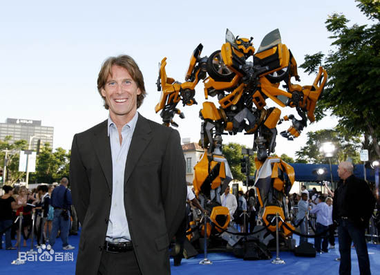 迈克尔·贝(Michael Bay)生活照前后照片