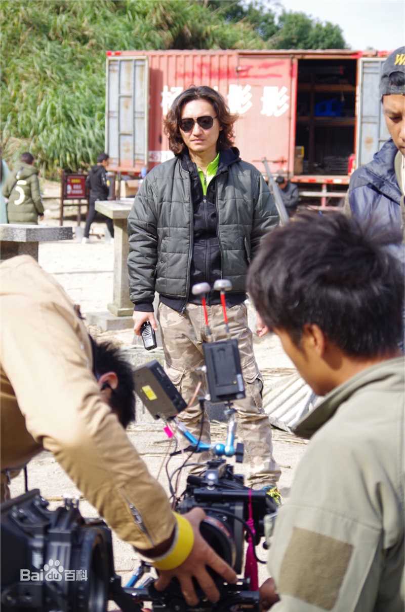 张瀚文拍摄花絮生活照相册