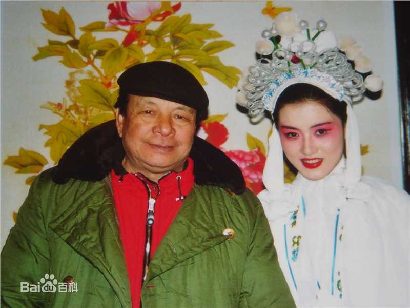 最全张世纯素颜照