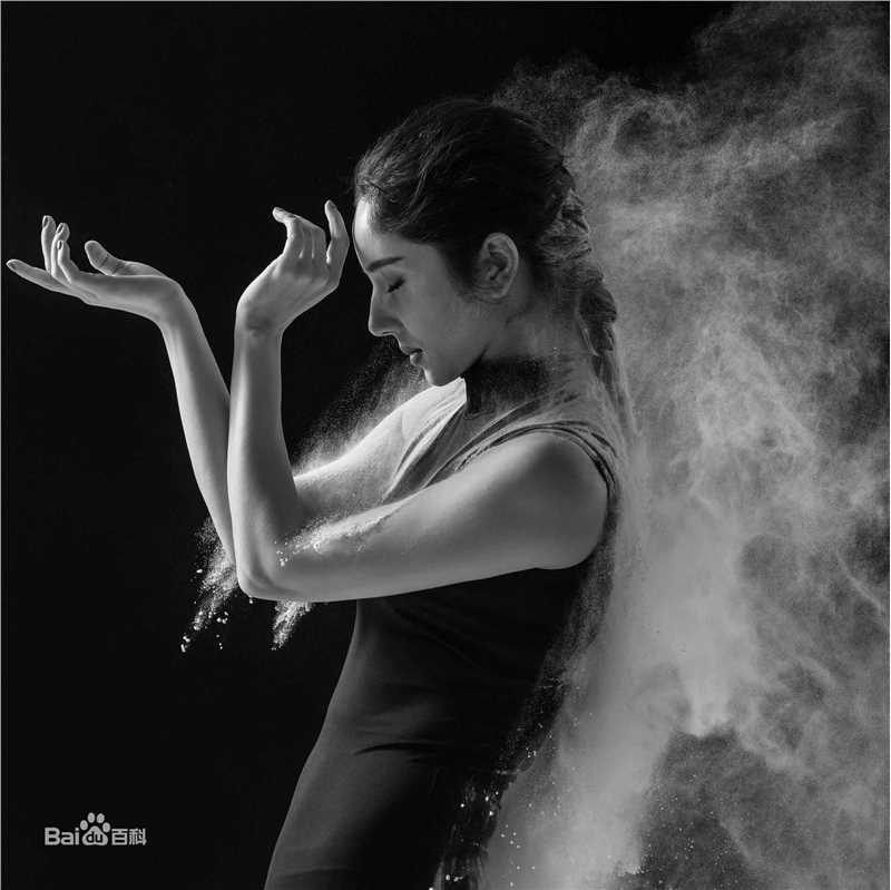 古丽米娜·麦麦提精选照2018图册