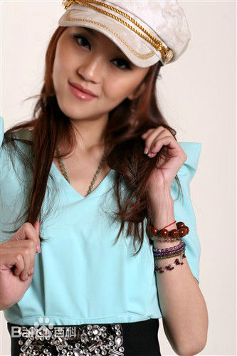 郭露文(Wendy)最新艺术气质集壁纸