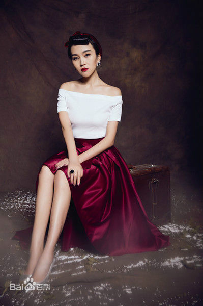 郭露文(Wendy)最新艺术气质集壁纸