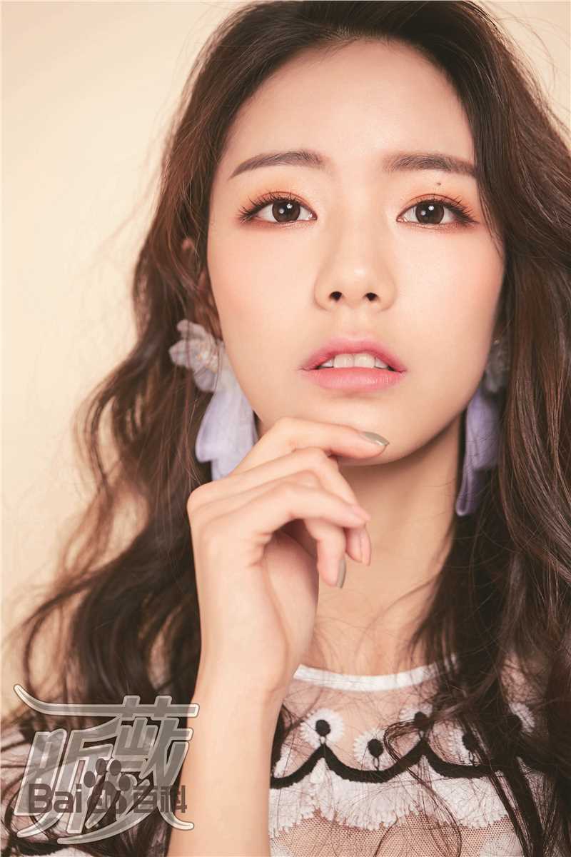 辛瑞琪最全时尚壁纸