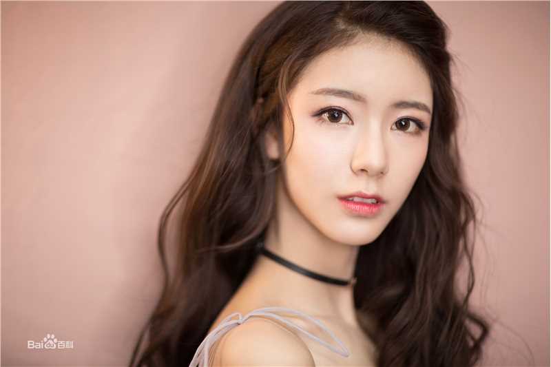 辛瑞琪最全时尚壁纸