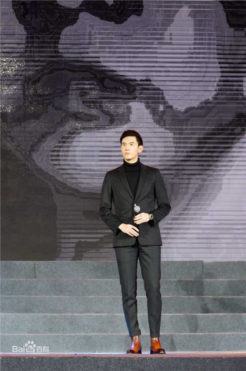 蔡宜达领奖现场素颜照相册