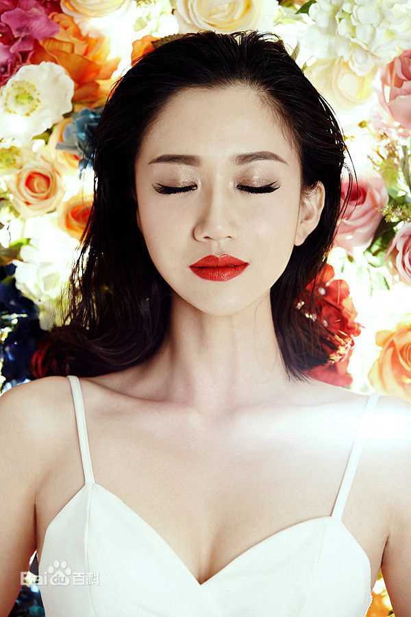 司珂华烈焰红唇图片图册