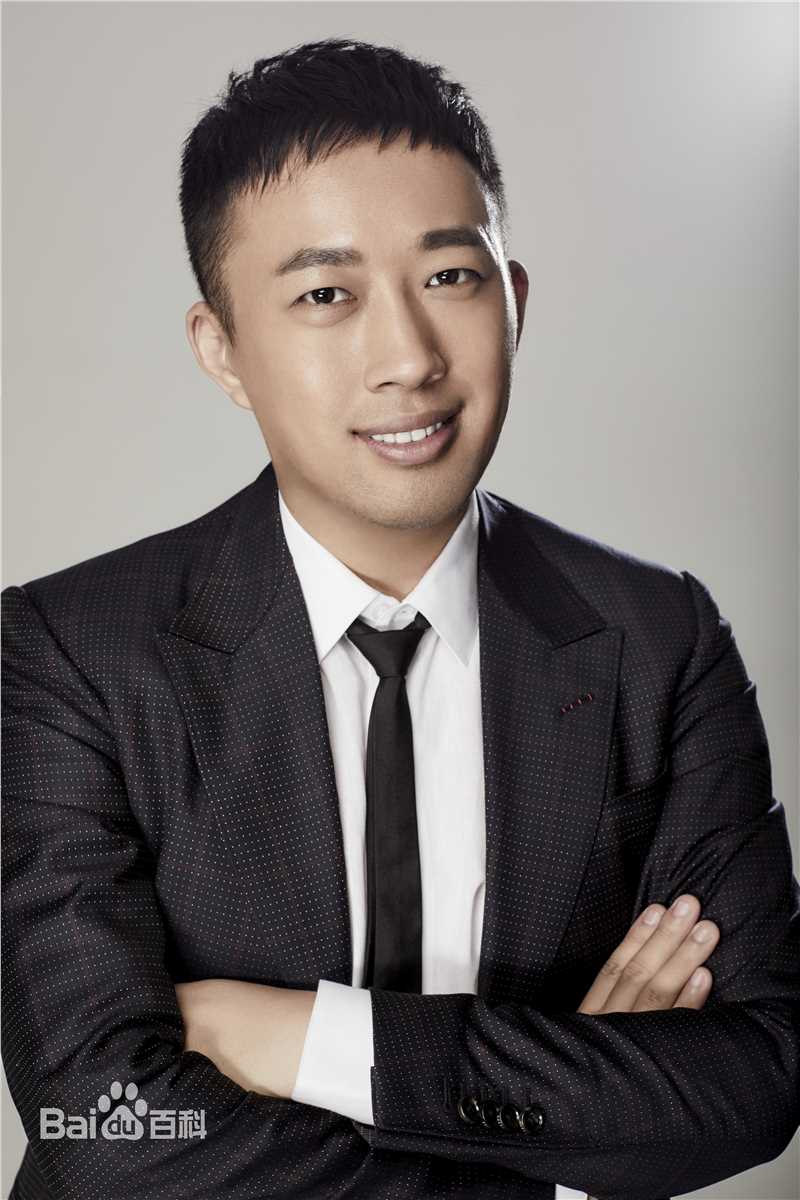 于正(Yu Zheng)编剧、制作人前后照片