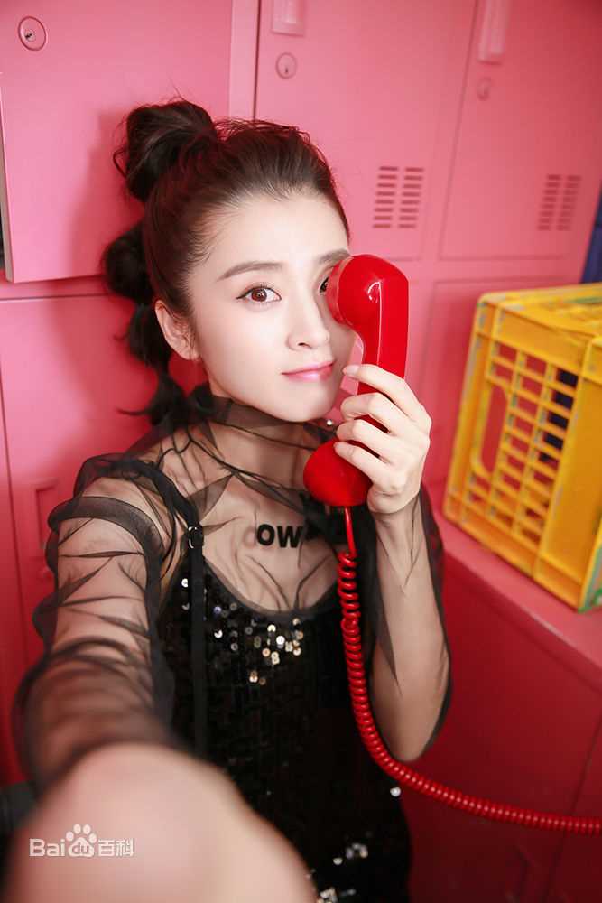 李若嘉最新壁纸