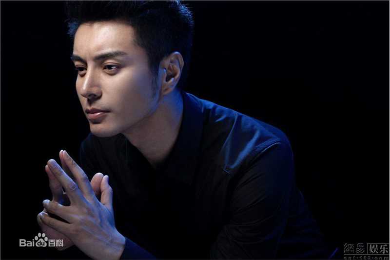 杜俊泽最新黑衬衣图集