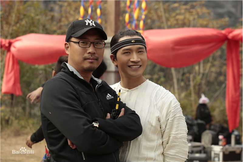 张赫洋(Zhang He Yang)工作照壁纸壁纸