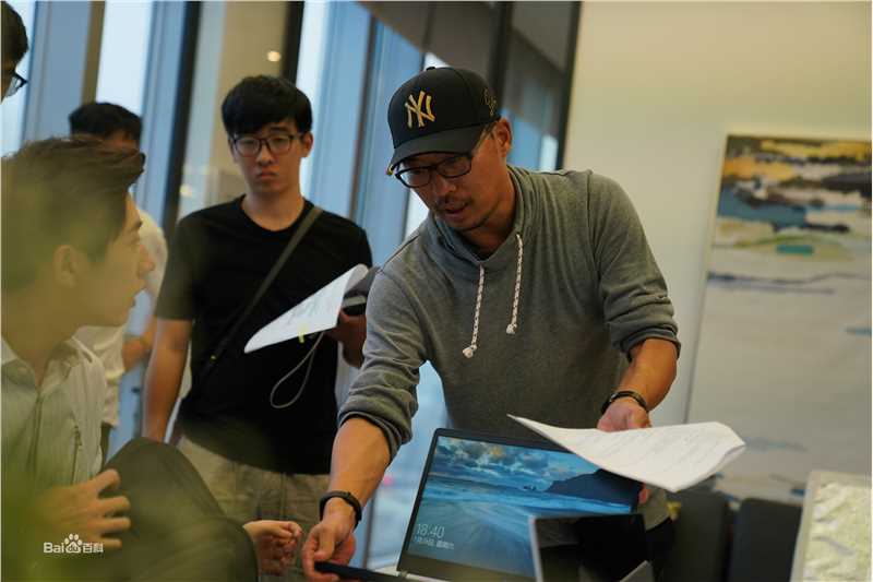 张赫洋(Zhang He Yang)青春须早为壁纸壁纸