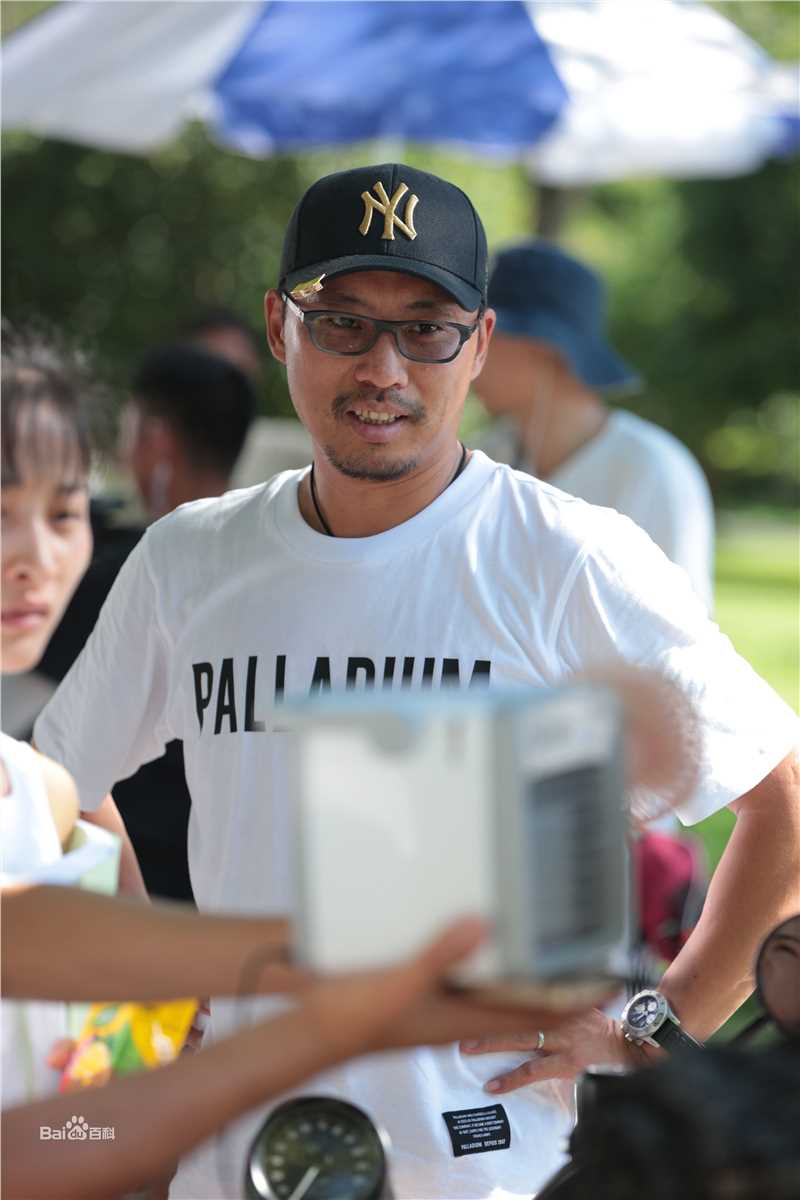 张赫洋(Zhang He Yang)青春须早为壁纸壁纸