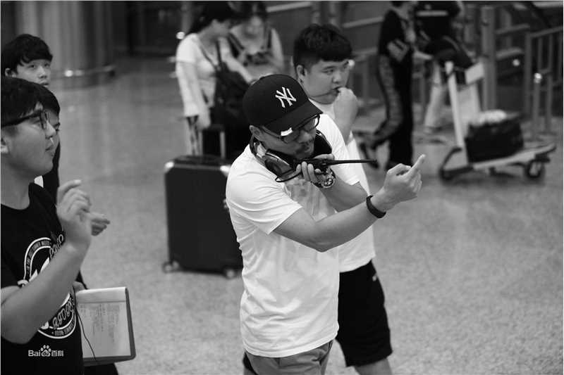 张赫洋(Zhang He Yang)青春须早为壁纸壁纸