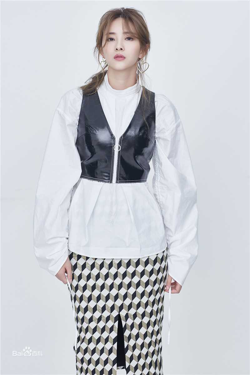 胡丹丹(ile)2018时尚