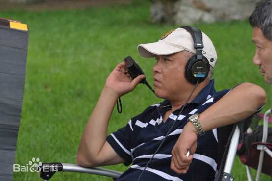 周德华导演风采性感图片图集