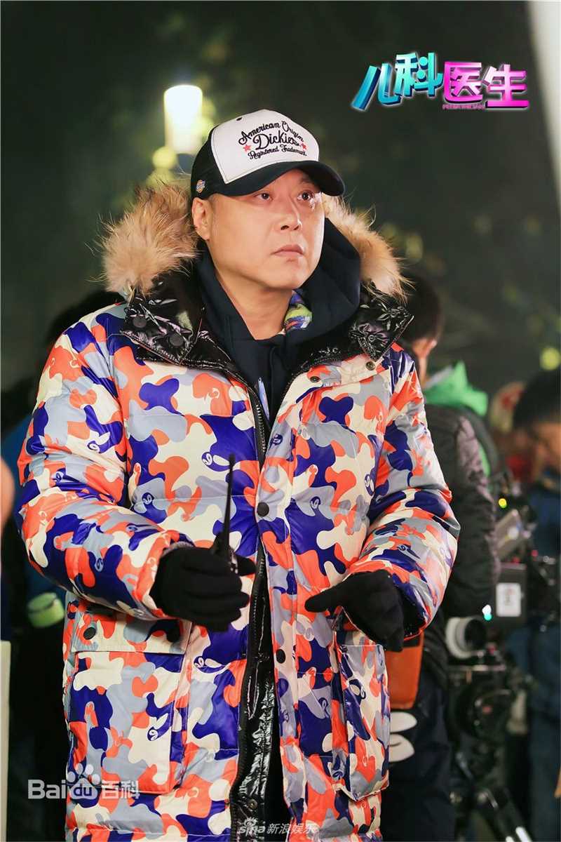 周德华导演风采性感图片图集