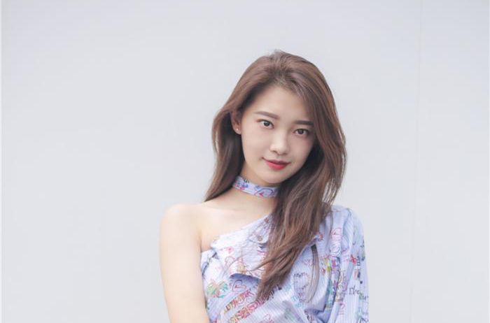 最优质田依桐生活照