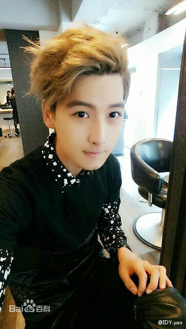 马振桓(Evan Ma)Break it down生活照