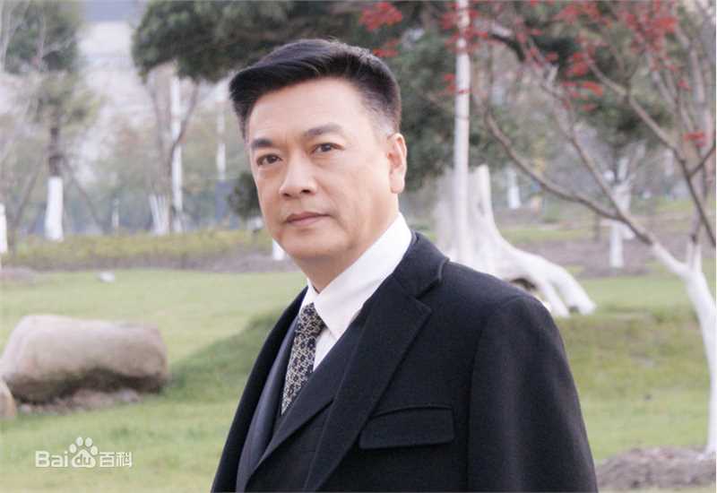 精选章申在《浮沉》饰：何乘风中的图册