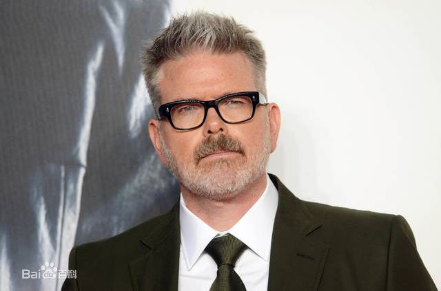 精选克里斯托夫·迈考利(Christopher McQuarrie)图片