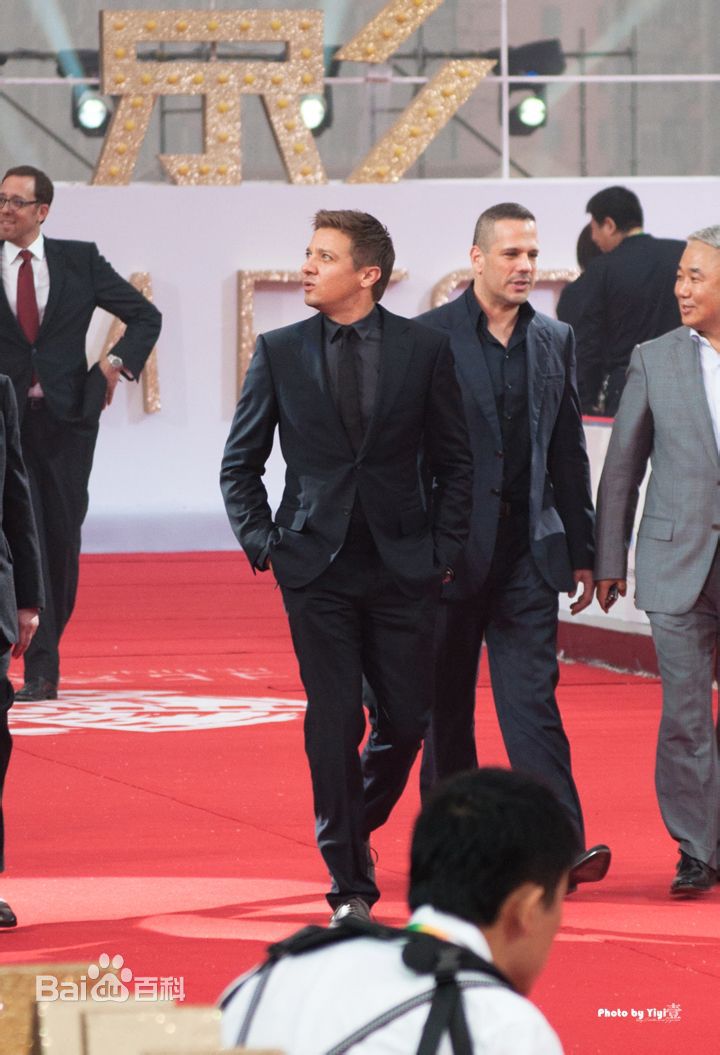 精选杰瑞米·雷纳(Jeremy Renner)精彩图册