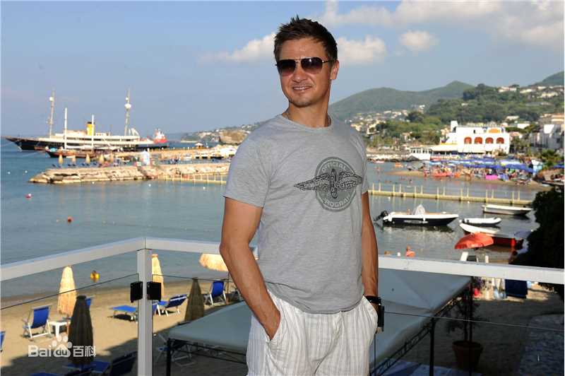 精选杰瑞米·雷纳(Jeremy Renner)精彩图册