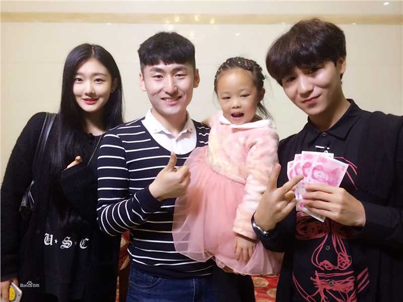 姜涛(JiangTao)生活照素颜照相册