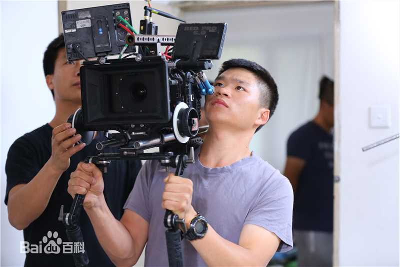 覃培军前后照片