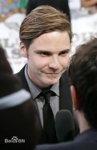 丹尼尔·布鲁赫(Daniel Brühl)图册壁纸壁纸