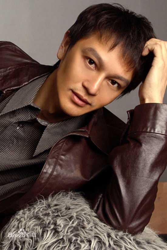 崔原焊崔哲铭生活照性感图片图集