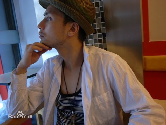 最新中泉英雄(Nakaizumi Hideo)性感图片