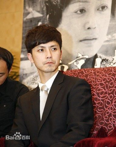 最新中泉英雄(Nakaizumi Hideo)性感图片