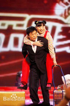 何晶晶生活演艺照二性感图片图集