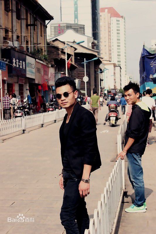 郭松(Dyson)的生活照生活照相册