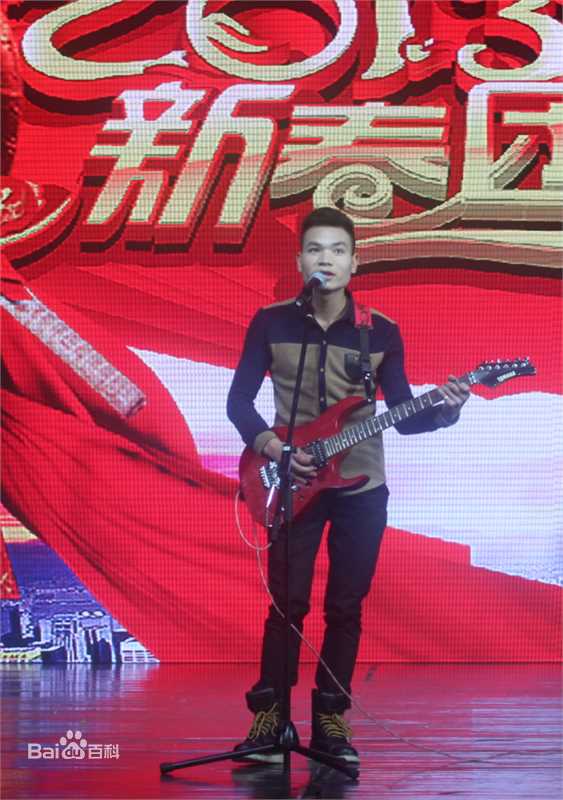 郭松(Dyson)的演出现场前后照片