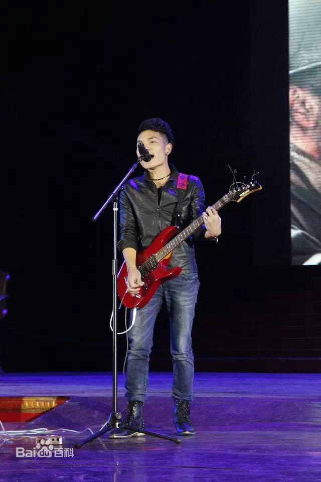 郭松(Dyson)的演出现场前后照片