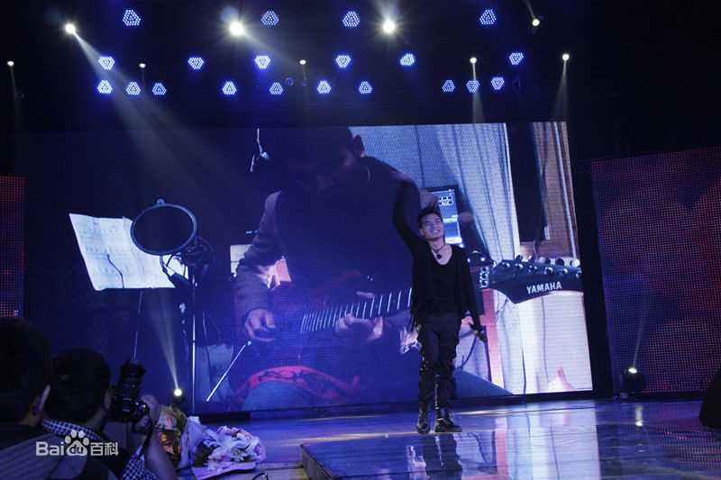 郭松(Dyson)的演出现场前后照片