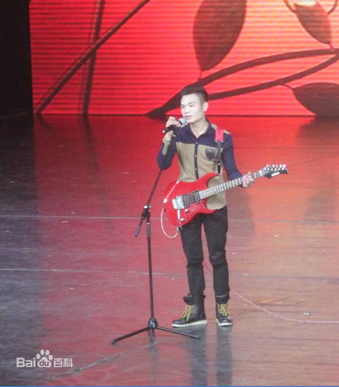 郭松(Dyson)的演出现场前后照片