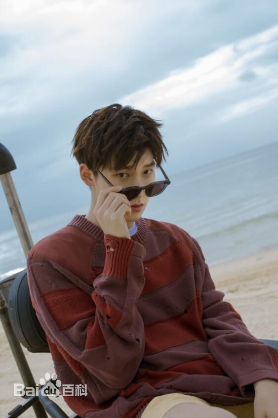 邢昭林生活照性感图片图集