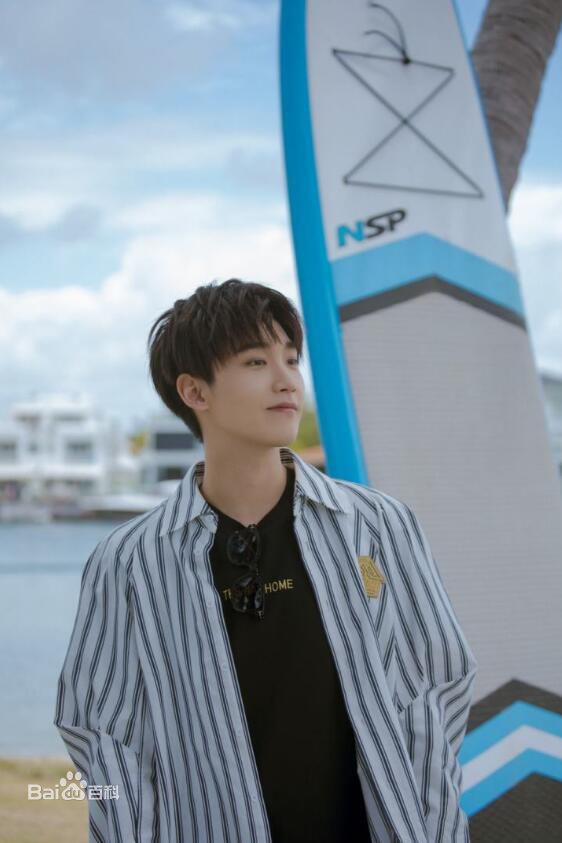 邢昭林生活照性感图片图集