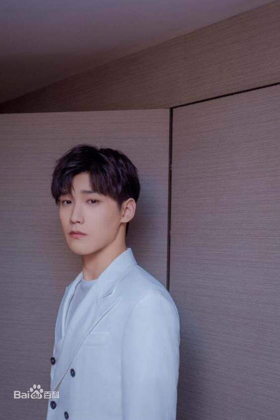 邢昭林阅文盛典生活照